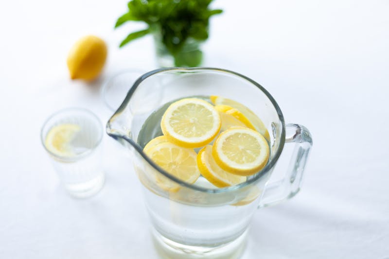 Sparkling water with citrus